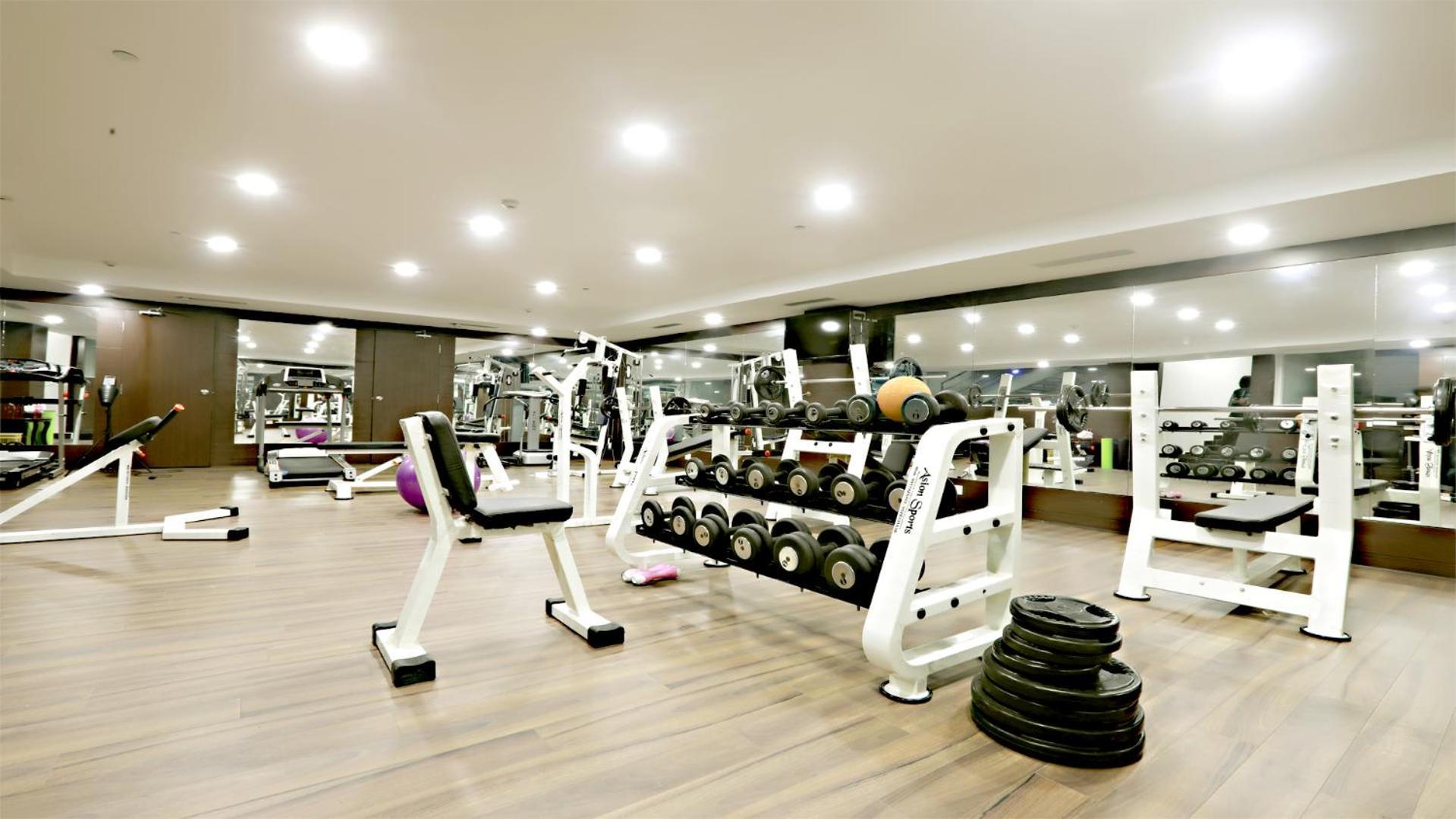 Hotel Patliputra Continental Патна Екстериор снимка