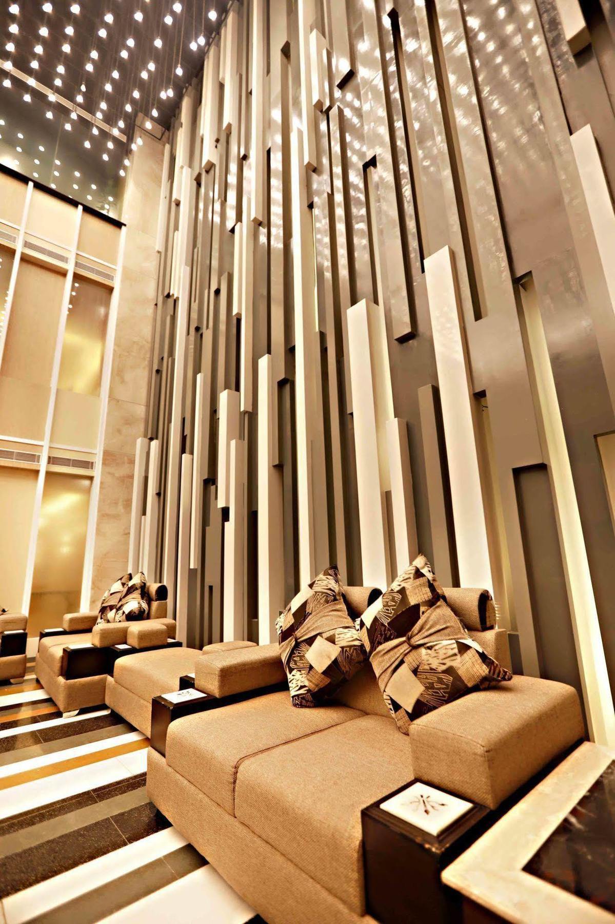 Hotel Patliputra Continental Патна Екстериор снимка