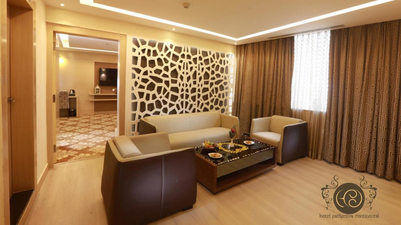Hotel Patliputra Continental Патна Екстериор снимка